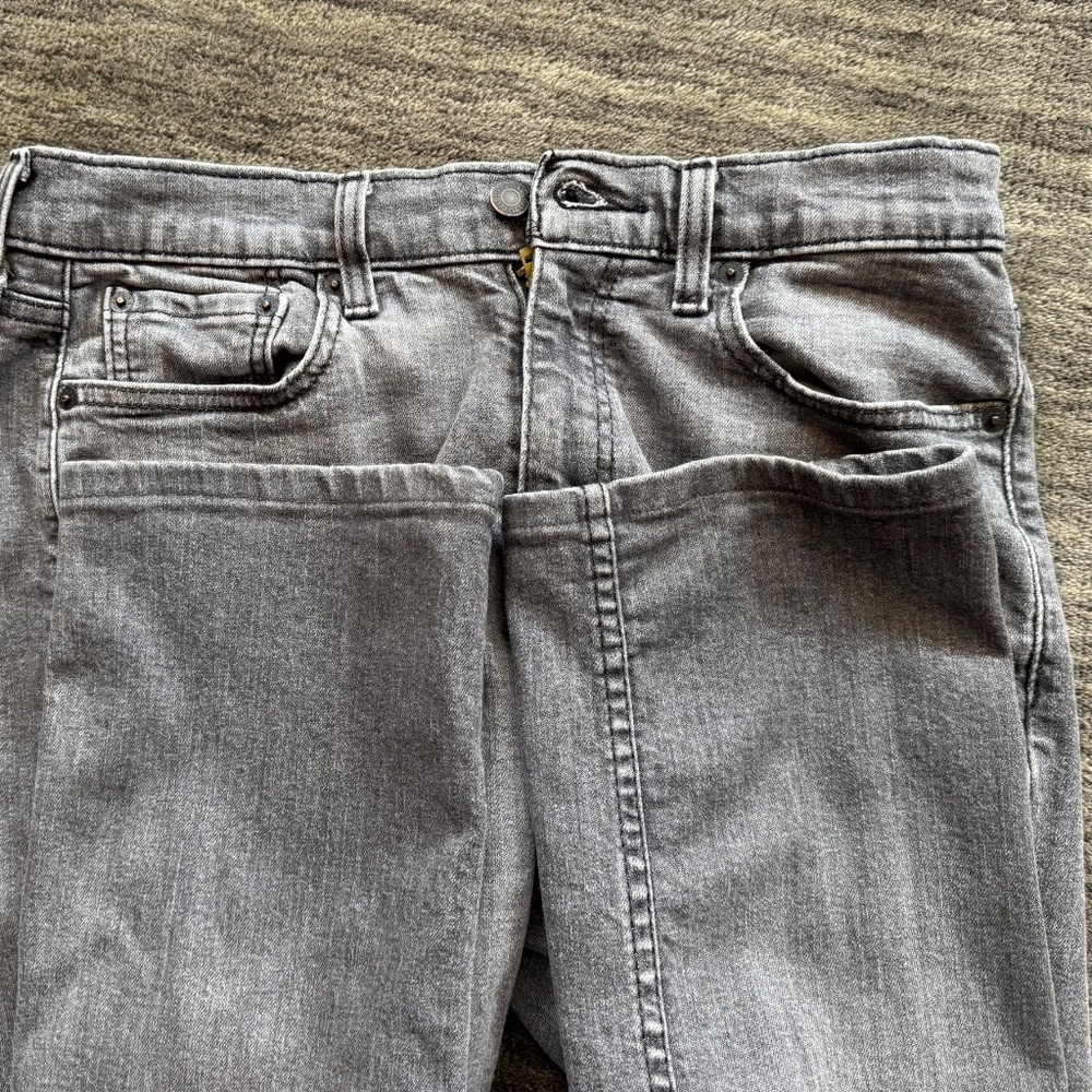 LEVI'S 514 CLASSIC STRAIGHT FIT BLACK 30/29